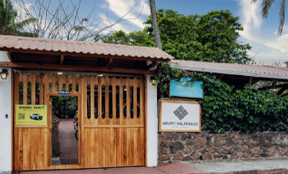 Oficinas del grupo Galapagos en Puerto Ayora. El punto de encuentro para el inicio del tour.