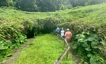 sendero a la mina de azufre.